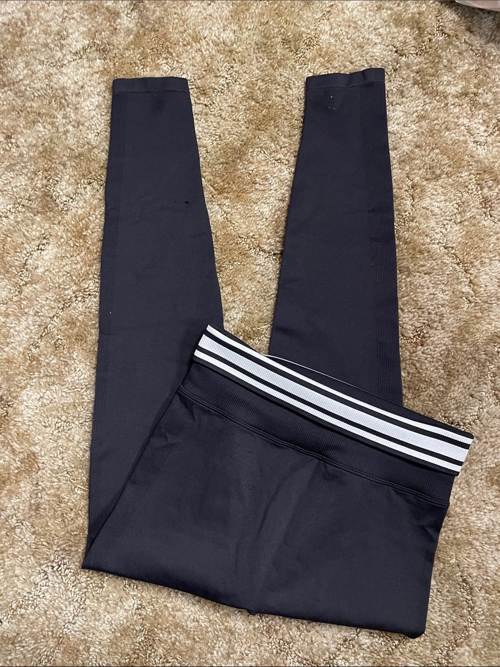 PINK Victoria’s Secret Active Black Seamless Leggings Size Small